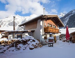 Cosy Holiday Home in Langenfeld