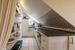 Apartment in Friedrichskoog-spitze With Parking Space