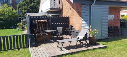 Apartment in Friedrichskoog-spitze With Parking Space