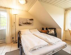Apartment in Friedrichskoog-spitze With Parking Space