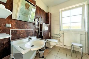 Apartment in Friedrichskoog-spitze With Parking Space