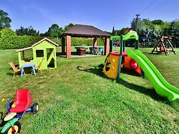 Holiday Center With Pool, Lacko