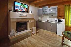 Holiday Center With Pool, Lacko