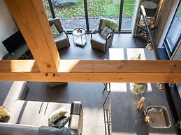 Modern & Garden-view Holiday Home in Alphen
