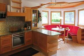 Holiday Home Emberger, Fugen