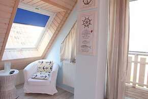 Apartment in Rechlin With a Balcony
