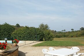 Spacious Holiday Home in Besse With Swimming Pool