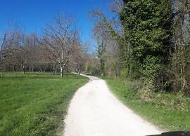 Spacious Holiday Home in Besse With Swimming Pool