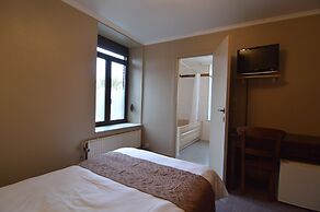 Large and Spacious Holiday Home for Large Groups
