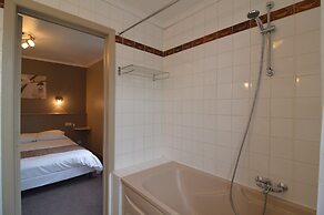 Large and Spacious Holiday Home for Large Groups