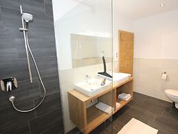 Luxury Apartment in Fugenberg With Balcony