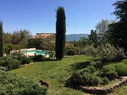 Splendid Villa in Viens With Swimming Pool