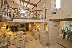 Splendid Villa in Viens With Swimming Pool