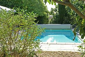 Splendid Villa in Viens With Swimming Pool