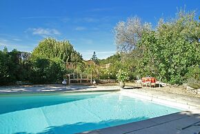 Splendid Villa in Viens With Swimming Pool