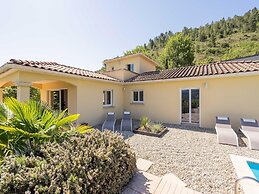 Mesmerising Villa in Les Vans With Private Pool