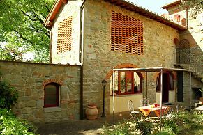 Pleasant Holiday Home in Reggello With Pool