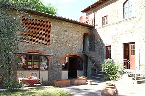 Pleasant Holiday Home in Reggello With Pool