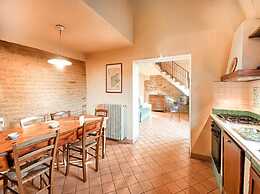 Pleasant Holiday Home in Reggello With Pool