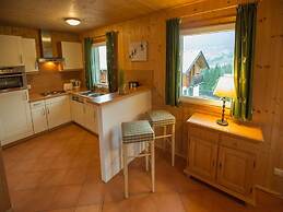 Chalet in Annaberg-lungotz With a Community Pool