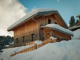 Chalet in Annaberg-lungotz With a Community Pool