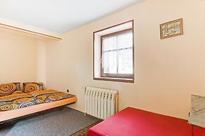 Modern Holiday Home in Cerny Dul With Private Garden