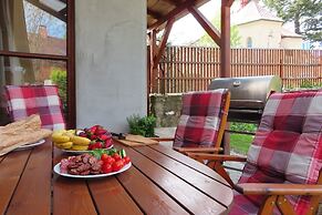Modern Holiday Home in Cerny Dul With Private Garden