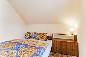 Modern Holiday Home in Cerny Dul With Private Garden