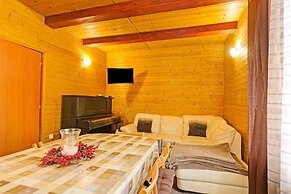 Modern Holiday Home in Cerny Dul With Private Garden