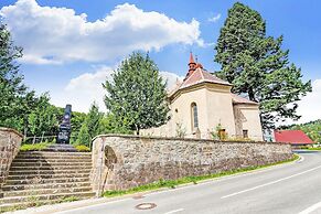Modern Holiday Home in Cerny Dul With Private Garden