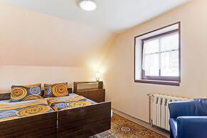 Modern Holiday Home in Cerny Dul With Private Garden