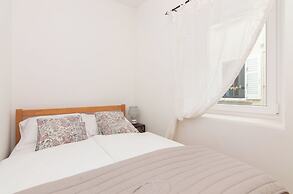 Apartments Elleon Piran