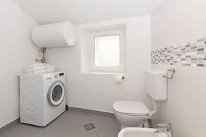 Apartments Elleon Piran