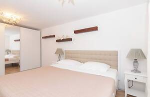 Apartments Elleon Piran