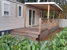 Neat Chalet With Microwave, Antwerp at 39 km