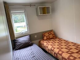 Neat Chalet With Microwave, Antwerp at 39 km