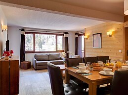 Apartment in Savoyard Mountain Village