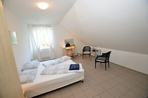 Comfortable Apartment in Nemojov Near Forest
