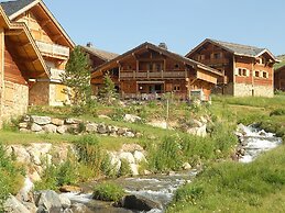 Chalet With Fireplace in Alpe D'huez