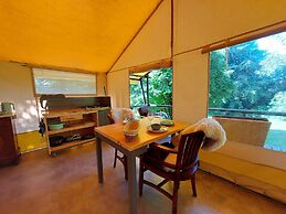 Romantic Cottage With Shared Swimming Pool