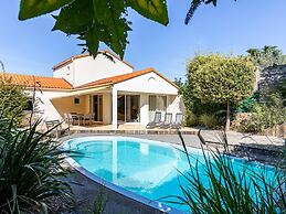 Luxurious Villa With Private Pool in the Vendee