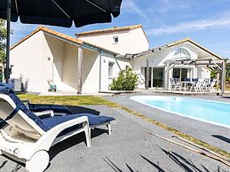 Luxurious Villa With Private Pool in the Vendee
