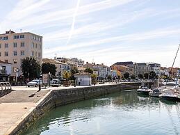 Luxurious Villa With Private Pool in the Vendee