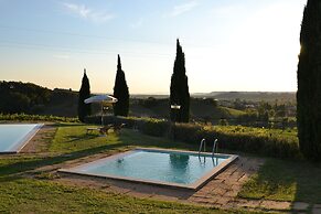 Holiday Home With Pool in Stabbia