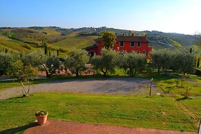 Holiday Home With Pool in Stabbia