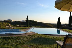 Holiday Home With Pool in Stabbia