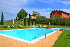Holiday Home With Pool in Stabbia