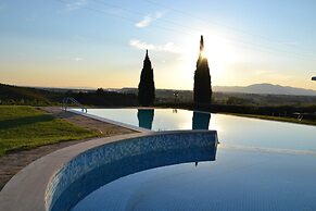 Holiday Home With Pool in Stabbia