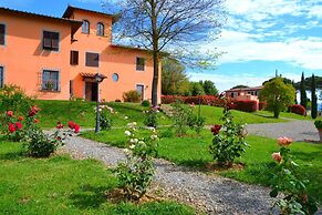 Holiday Home With Pool in Stabbia
