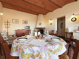 Holiday Home With Pool in Stabbia